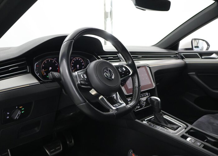 Volkswagen Arteon 2.0 TSI Business R Exclusive