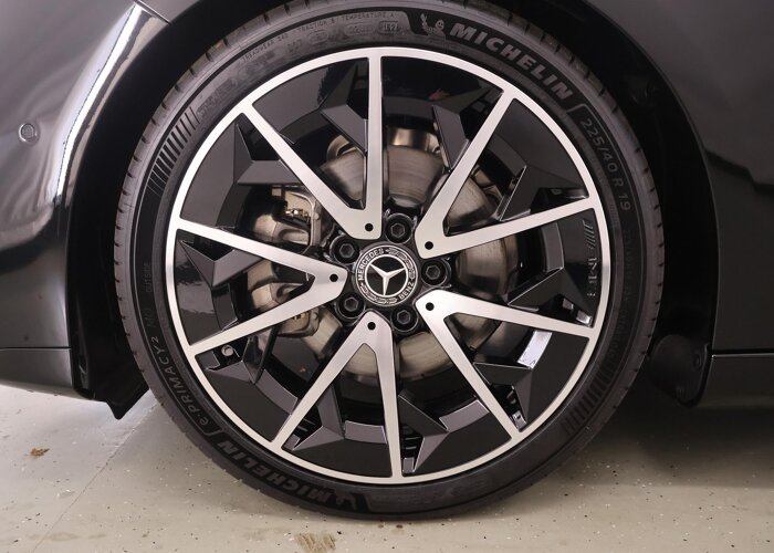 Mercedes-Benz CLA-Klasse 180 Business Solution AMG