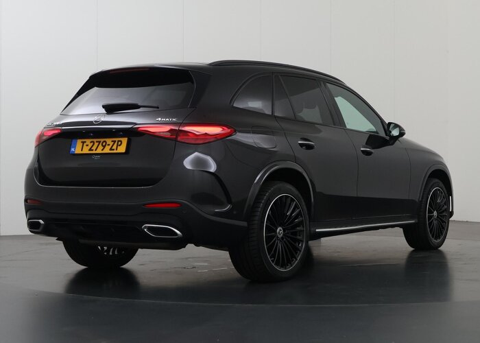 Mercedes-Benz GLC 300e 4MATIC AMG Line