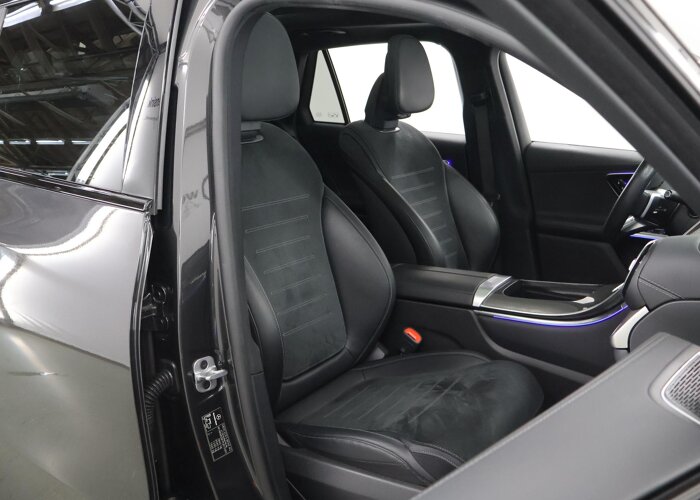 Mercedes-Benz GLC 300e 4MATIC AMG Line