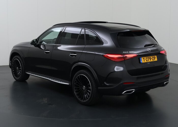 Mercedes-Benz GLC 300e 4MATIC AMG Line