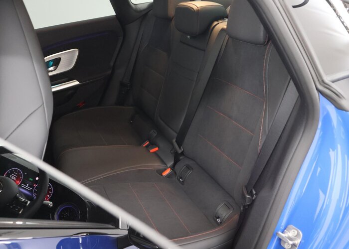 Mercedes-Benz CLA-Klasse 180 Business Solution AMG