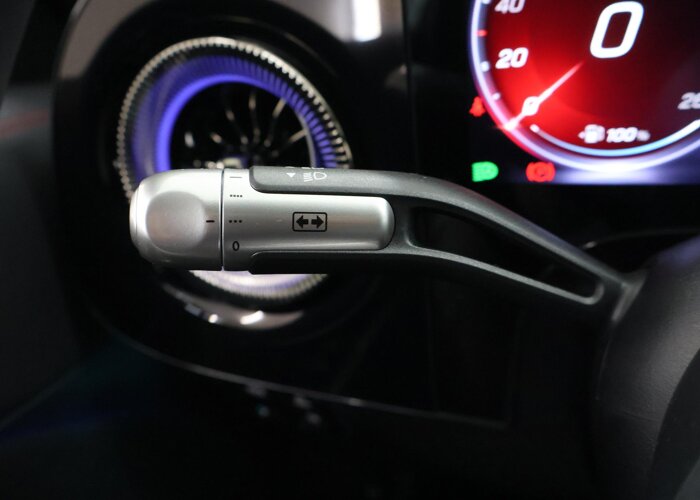 Mercedes-Benz CLA-Klasse 180 Business Solution AMG