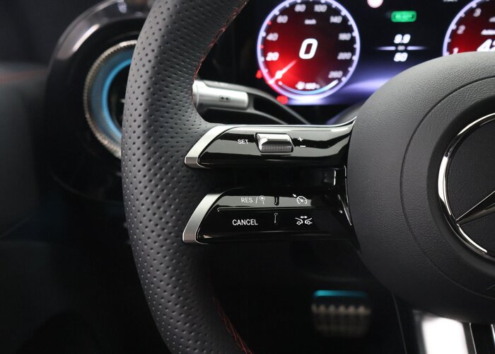 Mercedes-Benz CLA-Klasse 180 Business Solution AMG