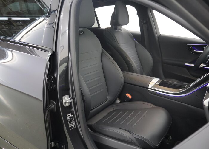 Mercedes-Benz C-Klasse 300 e Business Solution AMG
