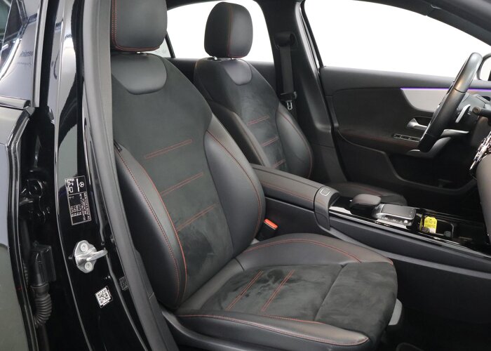 Mercedes-Benz A-Klasse 250 e Business Solution AMG Limited