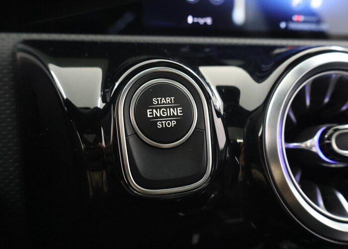 Mercedes-Benz A-Klasse 250 e Business Solution AMG Limited