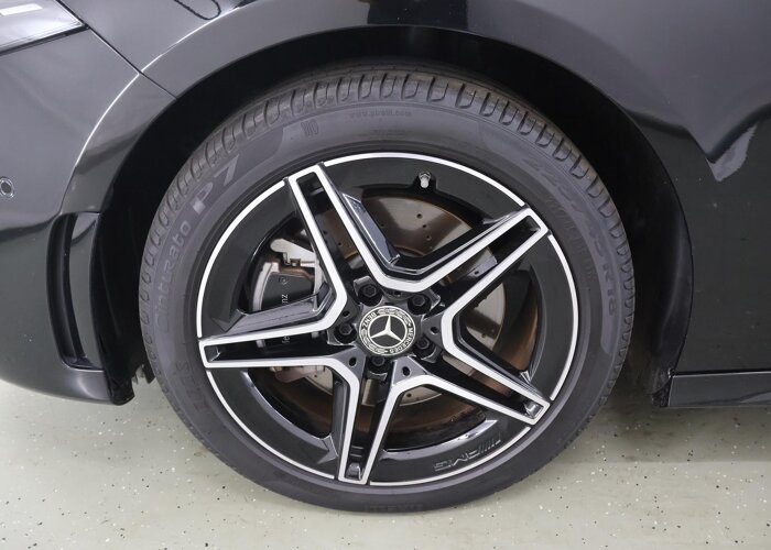 Mercedes-Benz A-Klasse 250 e Business Solution AMG Limited