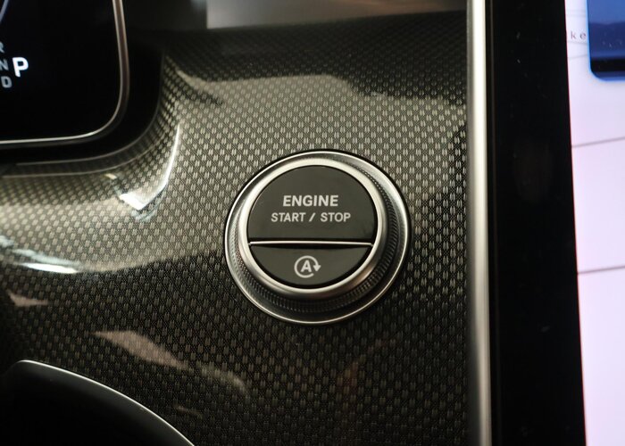 Mercedes-Benz C-Klasse 220 d AMG Line
