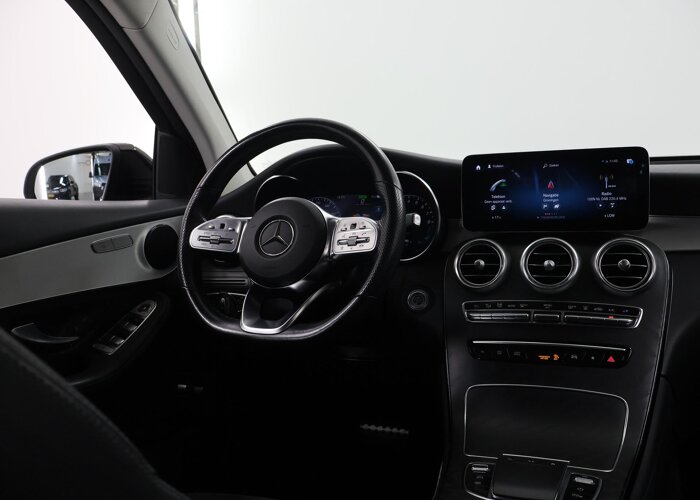 Mercedes-Benz GLC 300e 4MATIC Business Solution AMG