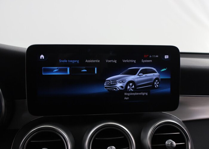 Mercedes-Benz GLC 300e 4MATIC Business Solution AMG