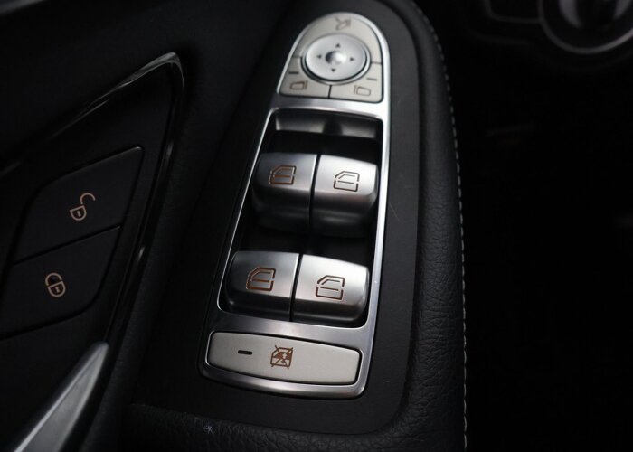 Mercedes-Benz GLC 300e 4MATIC Business Solution AMG