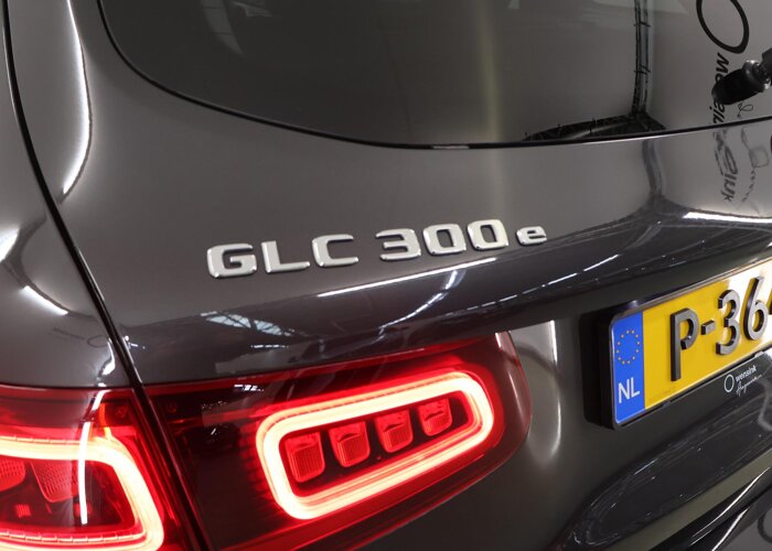Mercedes-Benz GLC 300e 4MATIC Business Solution AMG