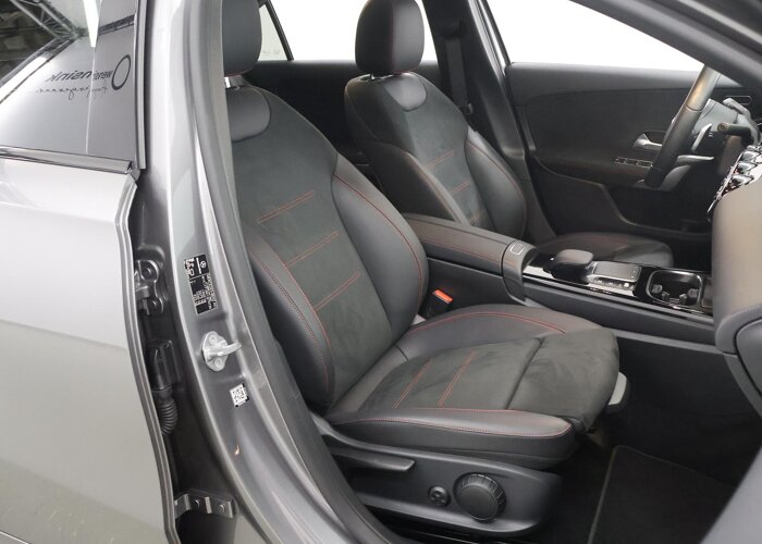 Mercedes-Benz A-Klasse 180 Business Solution AMG