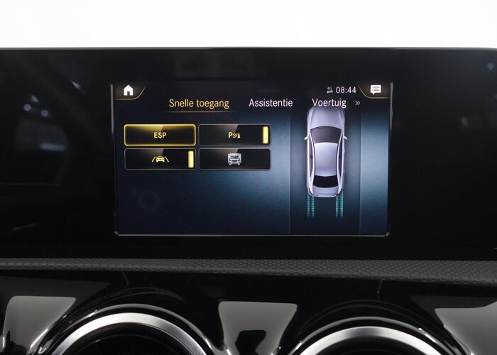 Mercedes-Benz A-Klasse 180 Business Solution AMG