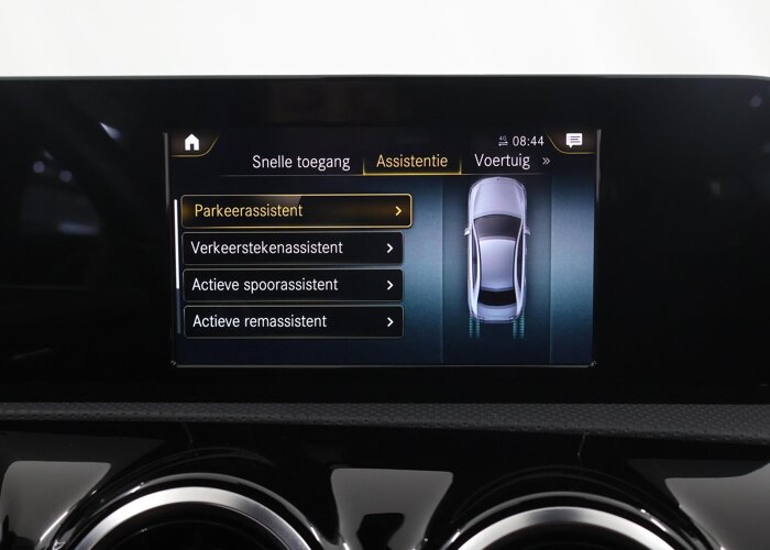 Mercedes-Benz A-Klasse 180 Business Solution AMG