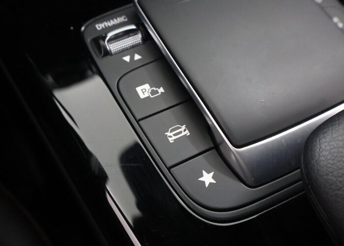 Mercedes-Benz A-Klasse 180 Business Solution AMG