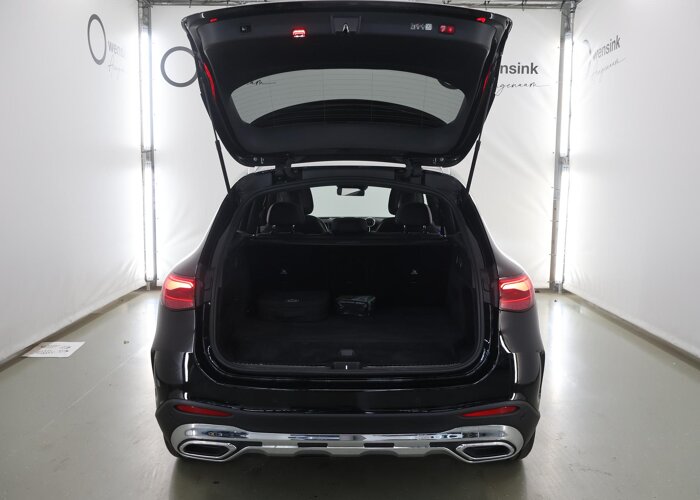 Mercedes-Benz GLC 300e 4MATIC Business Line