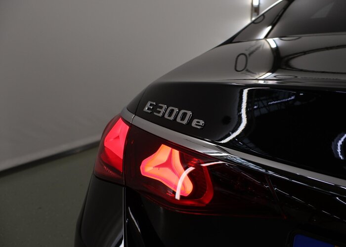 Mercedes-Benz E-Klasse 300e Sport Edition