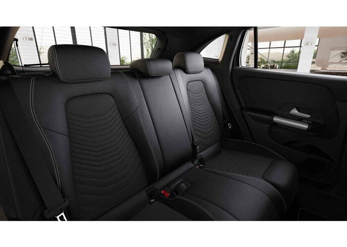 Mercedes-Benz GLA 180 Business Solution Luxury
