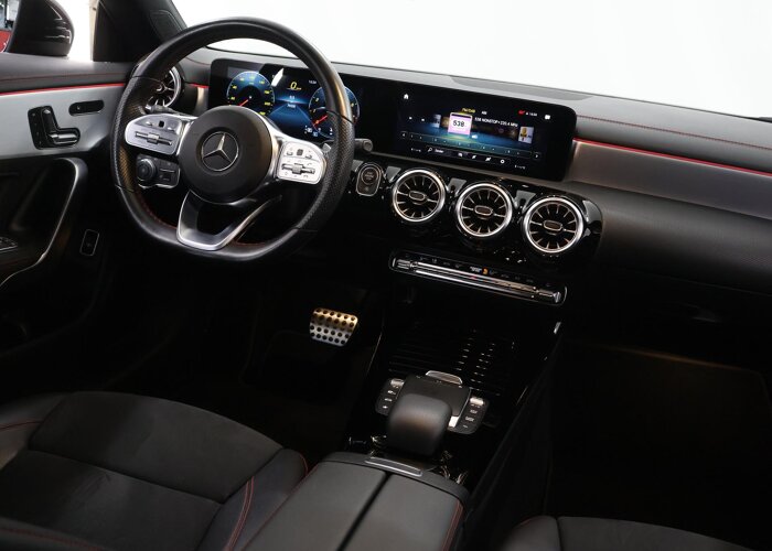 Mercedes-Benz CLA-Klasse 180 Business Solution AMG