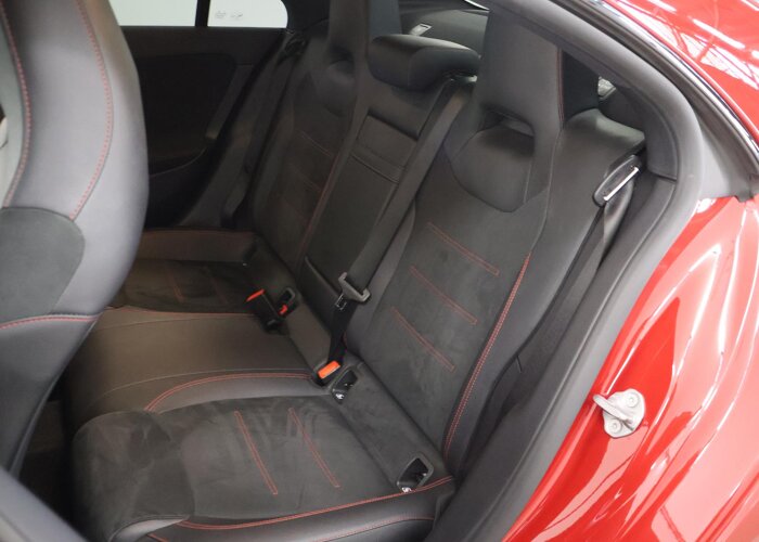Mercedes-Benz CLA-Klasse 180 Business Solution AMG