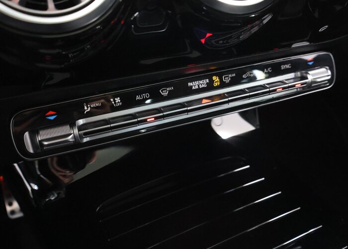 Mercedes-Benz CLA-Klasse 180 Business Solution AMG