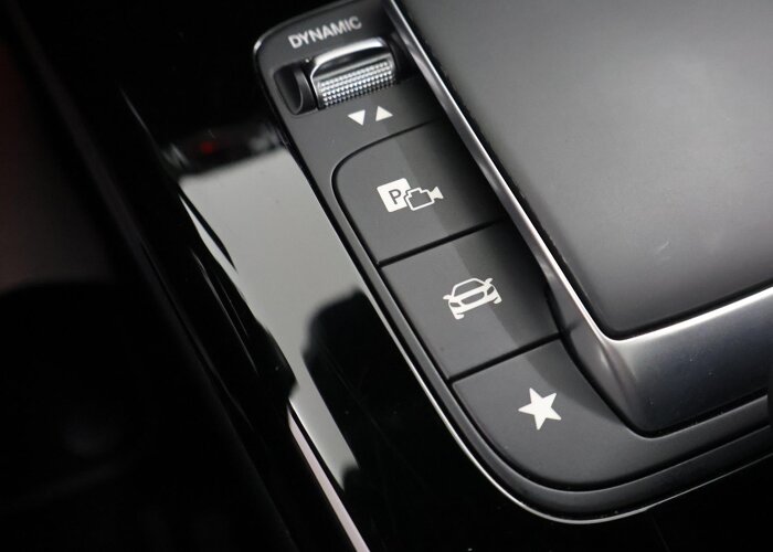 Mercedes-Benz CLA-Klasse 180 Business Solution AMG