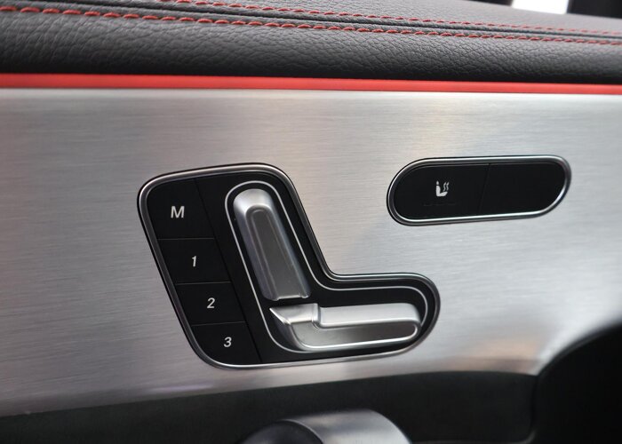 Mercedes-Benz CLA-Klasse 180 Business Solution AMG