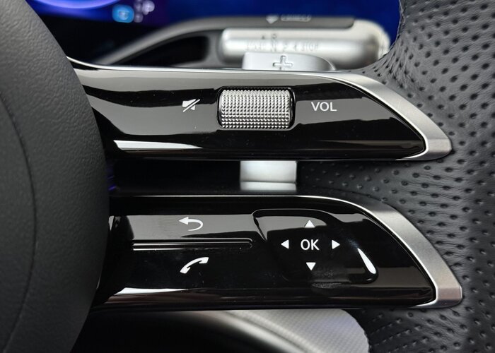 Mercedes-Benz C-Klasse 400 4MATIC Launch Edition 94 kWh