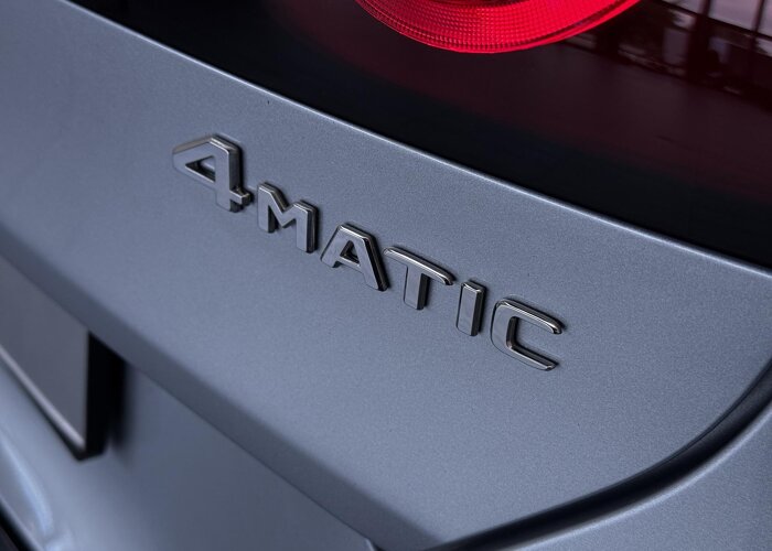 Mercedes-Benz C-Klasse 400 4MATIC Launch Edition 94 kWh