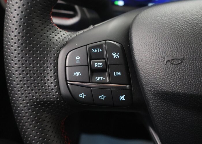 Ford Puma 1.0 EcoBoost Hybrid ST-X
