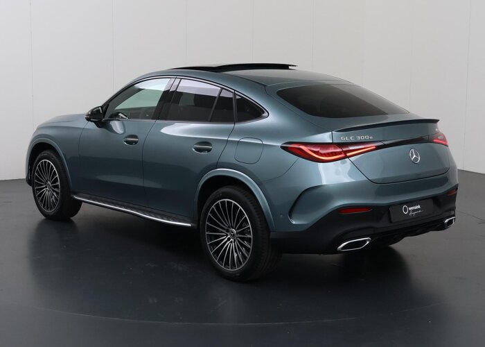 Mercedes-Benz GLC 300e 4MATIC Coupé Business Solution AMG
