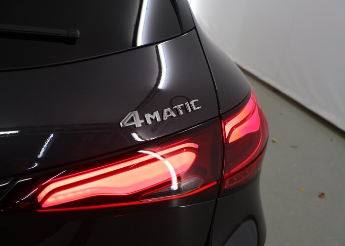 Mercedes-Benz GLC 300e 4MATIC Business Solution AMG