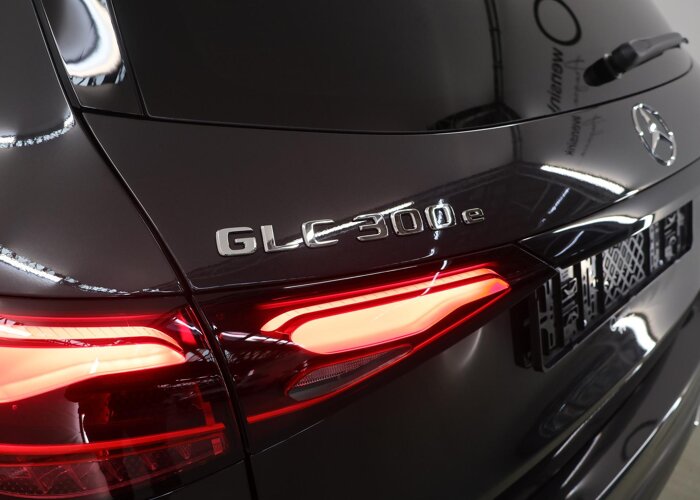 Mercedes-Benz GLC 300e 4MATIC Business Solution AMG