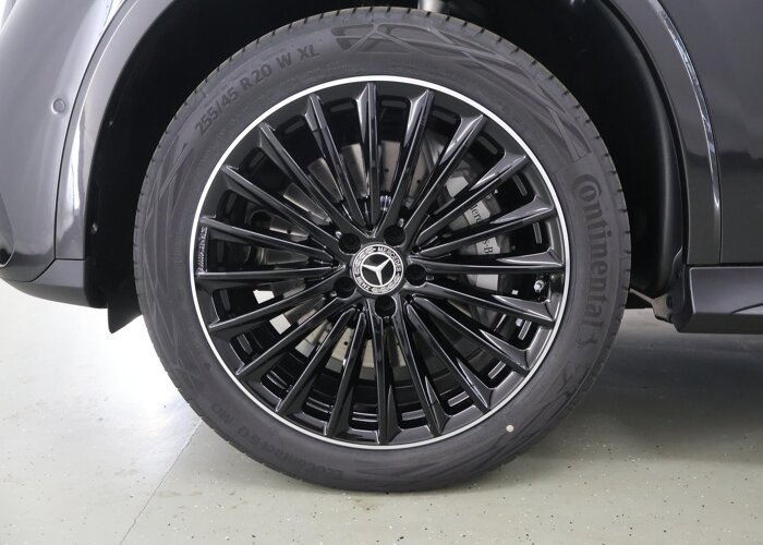 Mercedes-Benz GLC 300e 4MATIC Business Solution AMG