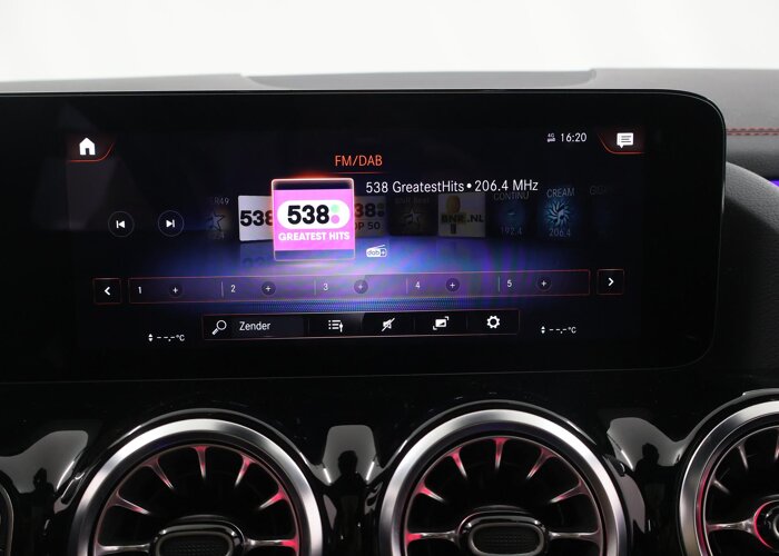 Mercedes-Benz EQA 250 AMG Line 67 kWh