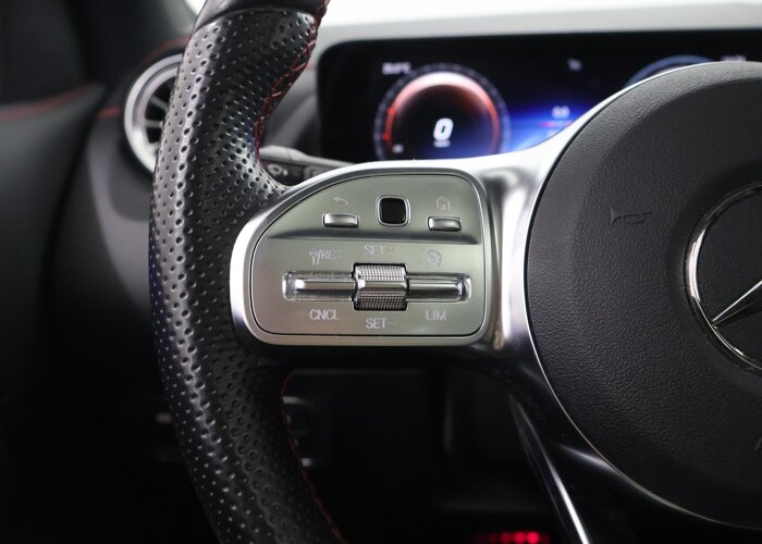 Mercedes-Benz EQA 250 AMG Line 67 kWh