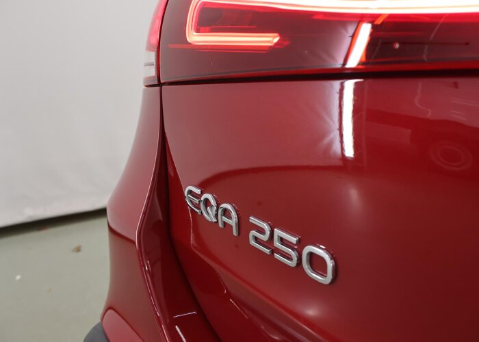 Mercedes-Benz EQA 250 AMG Line 67 kWh