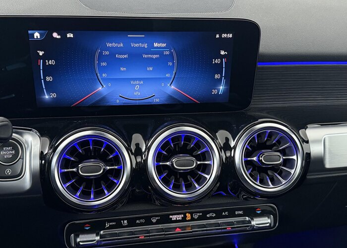Mercedes-Benz GLB 180 Business Solution AMG