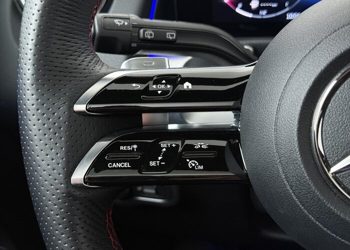 Mercedes-Benz GLB 180 Business Solution AMG