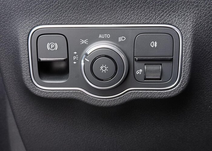 Mercedes-Benz GLB 180 Business Solution AMG