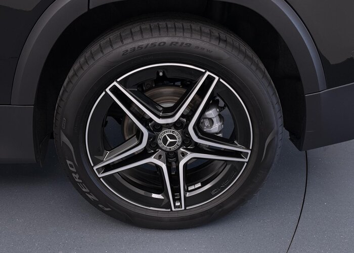 Mercedes-Benz GLB 180 Business Solution AMG