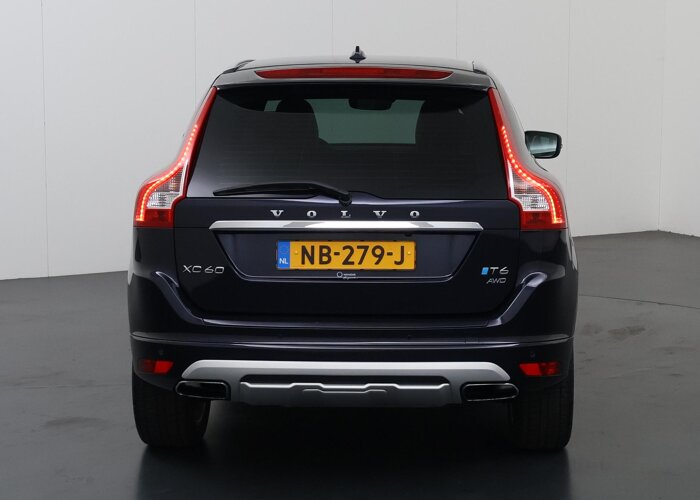 Volvo XC60 2.0 T6 R-Design