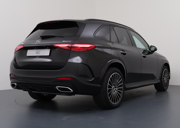 Mercedes-Benz GLC 300e 4MATIC Sport Edition