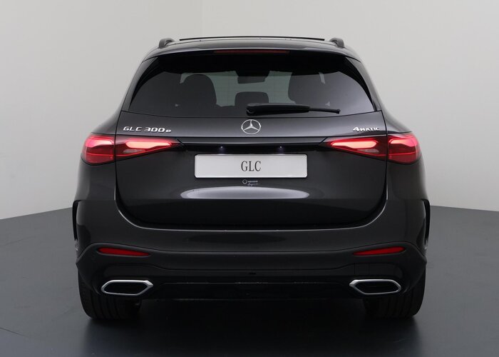 Mercedes-Benz GLC 300e 4MATIC Sport Edition