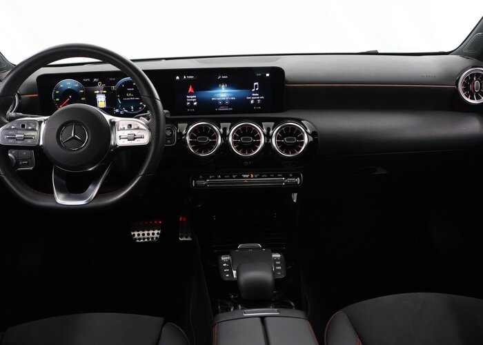 Mercedes-Benz A-Klasse 180 Premium Plus