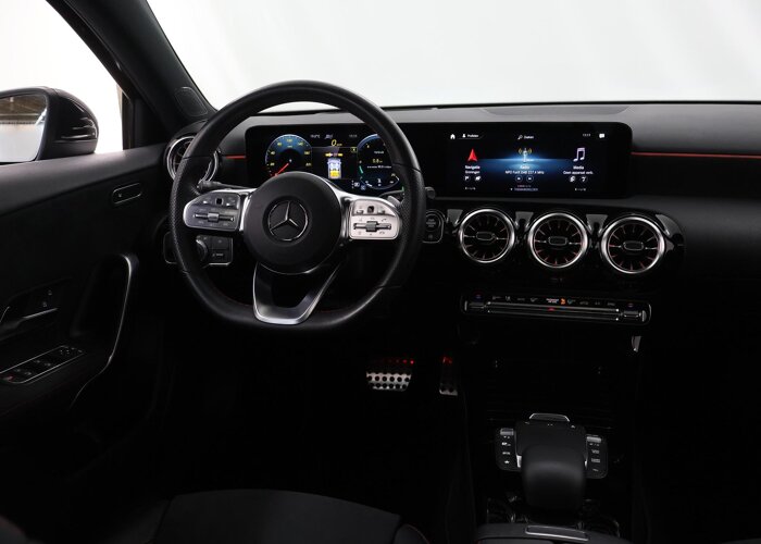 Mercedes-Benz A-Klasse 180 Premium Plus