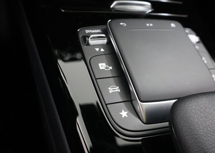 Mercedes-Benz A-Klasse 180 Premium Plus