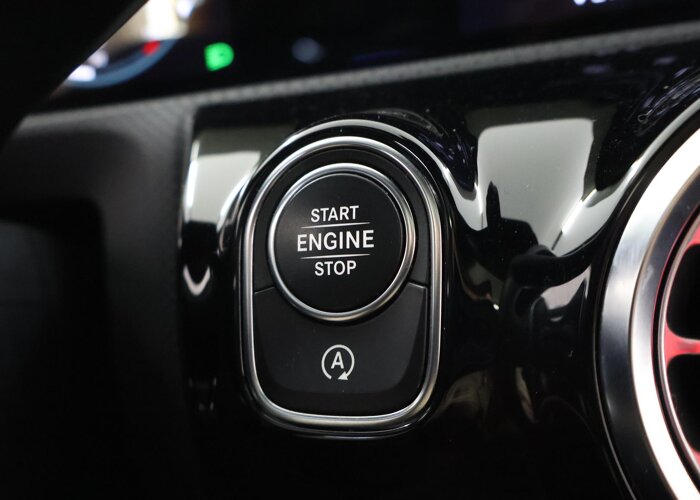 Mercedes-Benz A-Klasse 180 Premium Plus